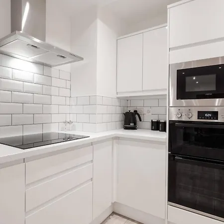 Brighton Apt - 2 Bedroom Free Wi-Fi & Parking Wallasey Exterior photo