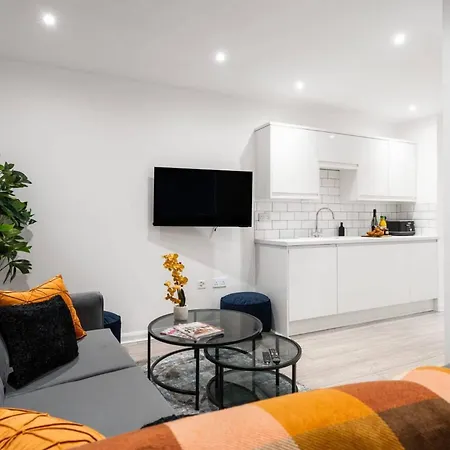 Brighton Apt - 2 Bedroom Free Wi-Fi & Parking Wallasey Exterior photo
