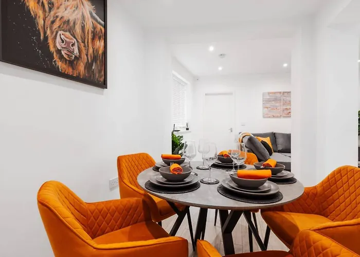 Brighton Apt - 2 Bedroom Free Wi-Fi & Parking